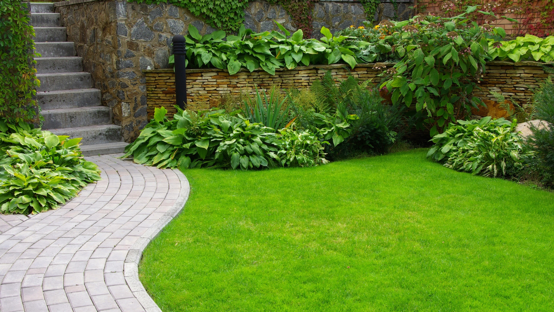 Hardscaping paving and patio installation UAE
